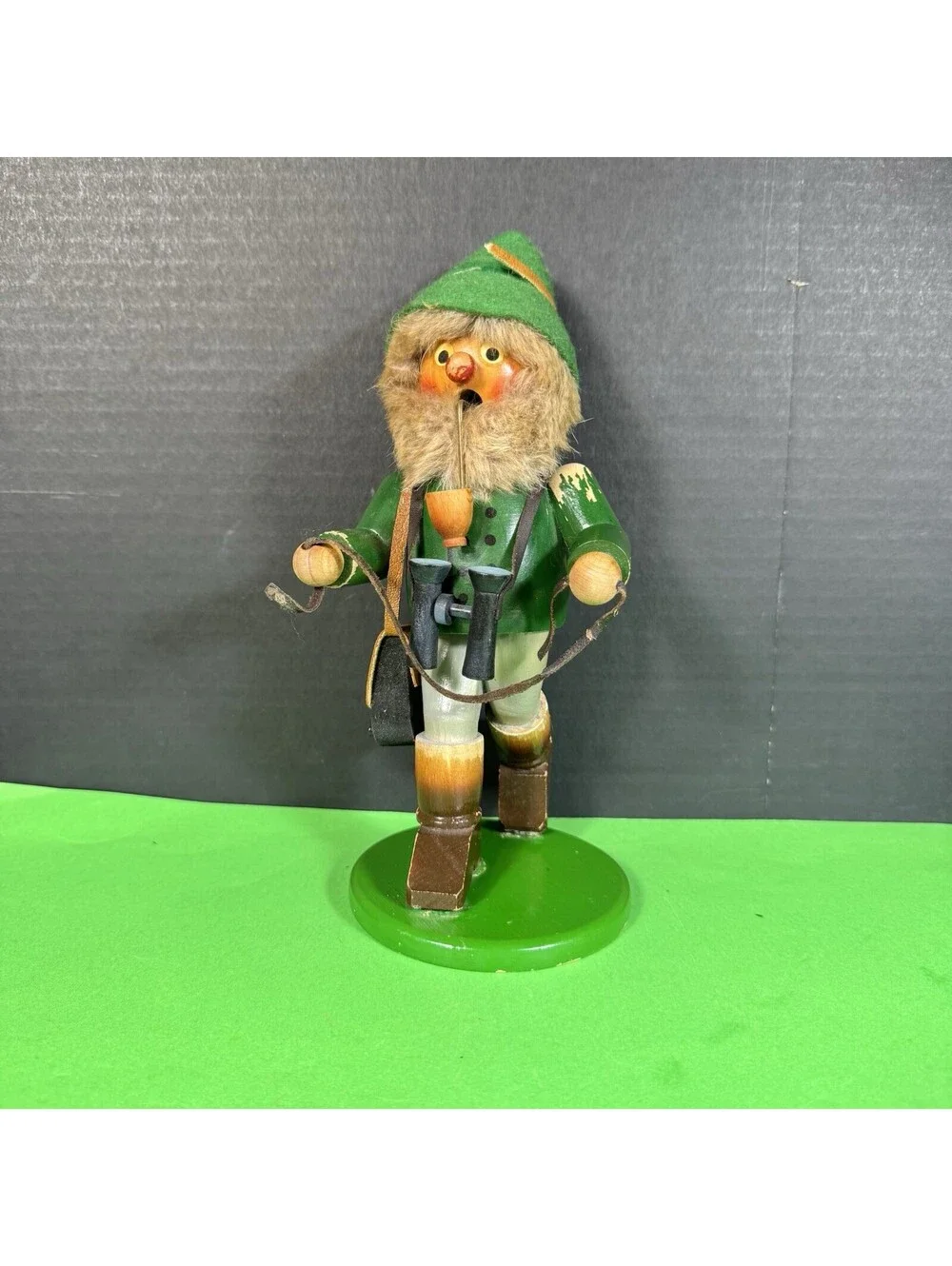 Vintage Steinbach Volkskunst Smoker Figurine Hunter West Germany 9.5” Wood
